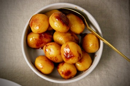 karamellglaserte poteter