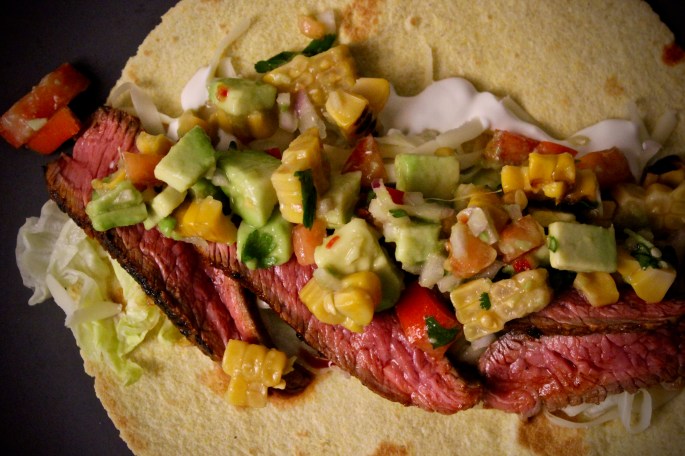 bifftaco med tomat, avokado og maissalsa 2